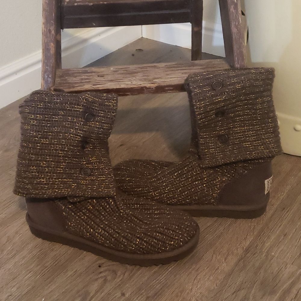 Ugg Carnie Button tall boots